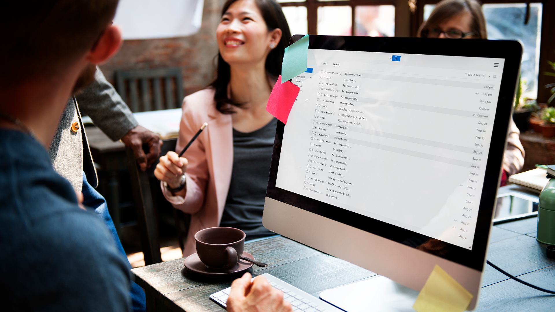 Por qué usar Gmail gratuito está matando tu imagen profesional